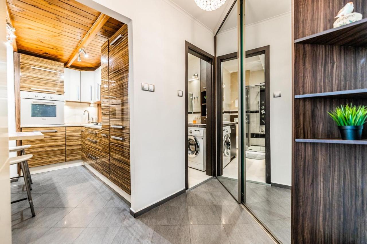 Apartament Z Antresola Przy Rynku Apartment Вроцлав Екстериор снимка